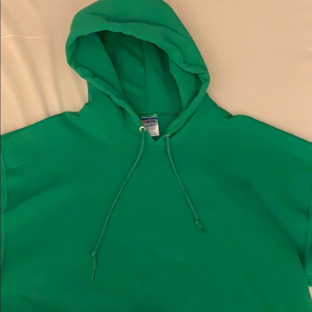 Kelly Green Sweatshirt